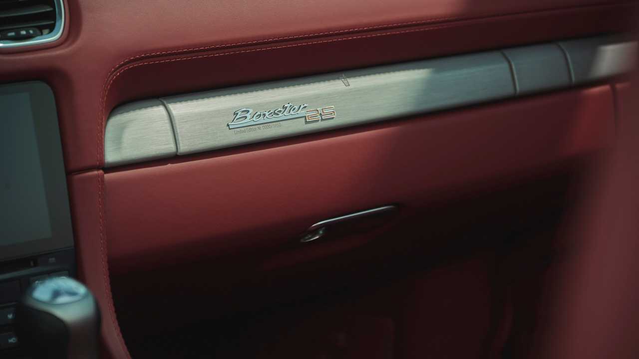 Porsche Boxster 25