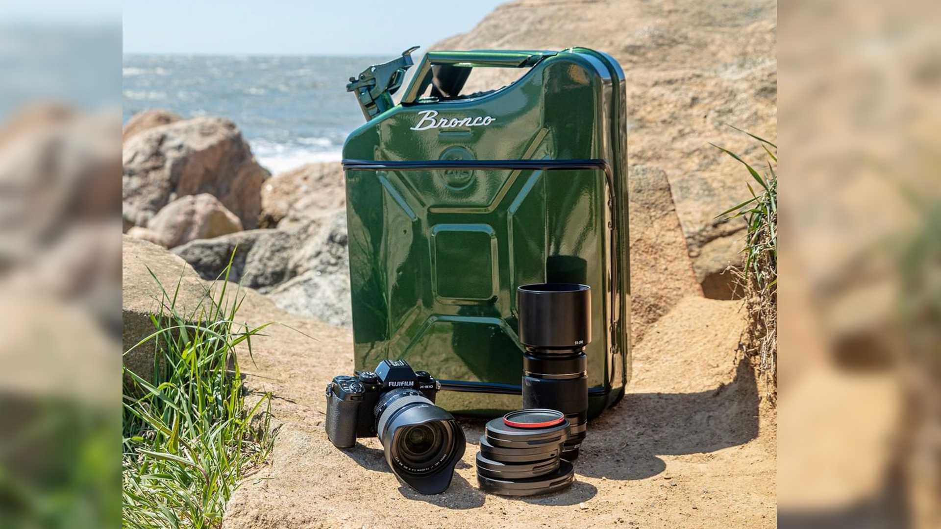 Rad Camera Can By Bronco Could Preview New Color For Off-Roader 1 Rad Camera Can By Bronco Could Preview New Color For Off-Roader