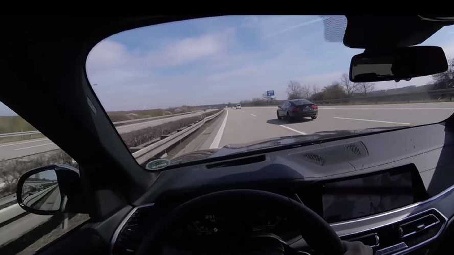 BMW X5 M50d Tries But Fails To Catch Audi A7 On Autobahn 1 BMW X5 M50d Tries But Fails To Catch Audi A7 On Autobahn