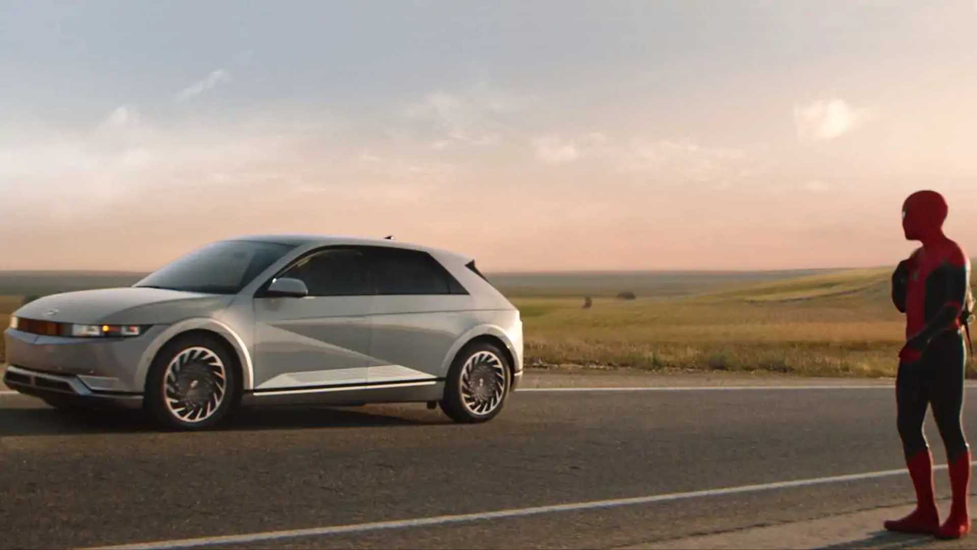 Hyundai Ioniq 5, Tucson Will Appear In 'Spider-Man: No Way Home' 1 Hyundai Ioniq 5, Tucson Will Appear In 'Spider-Man: No Way Home'