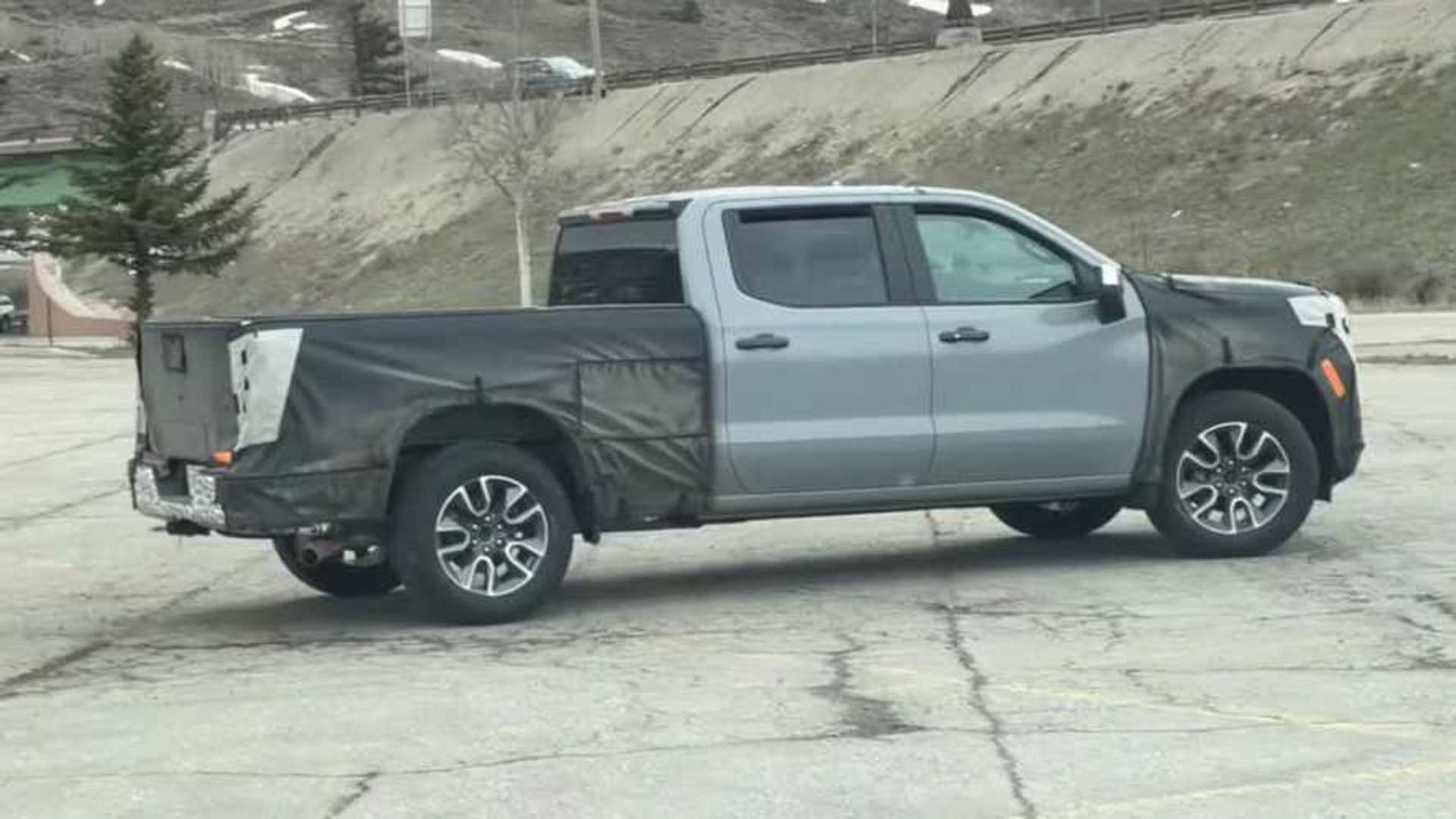 2022 Chevrolet Silverado Spied Testing In The Mountains 1 2022 Chevrolet Silverado Spied Testing In The Mountains