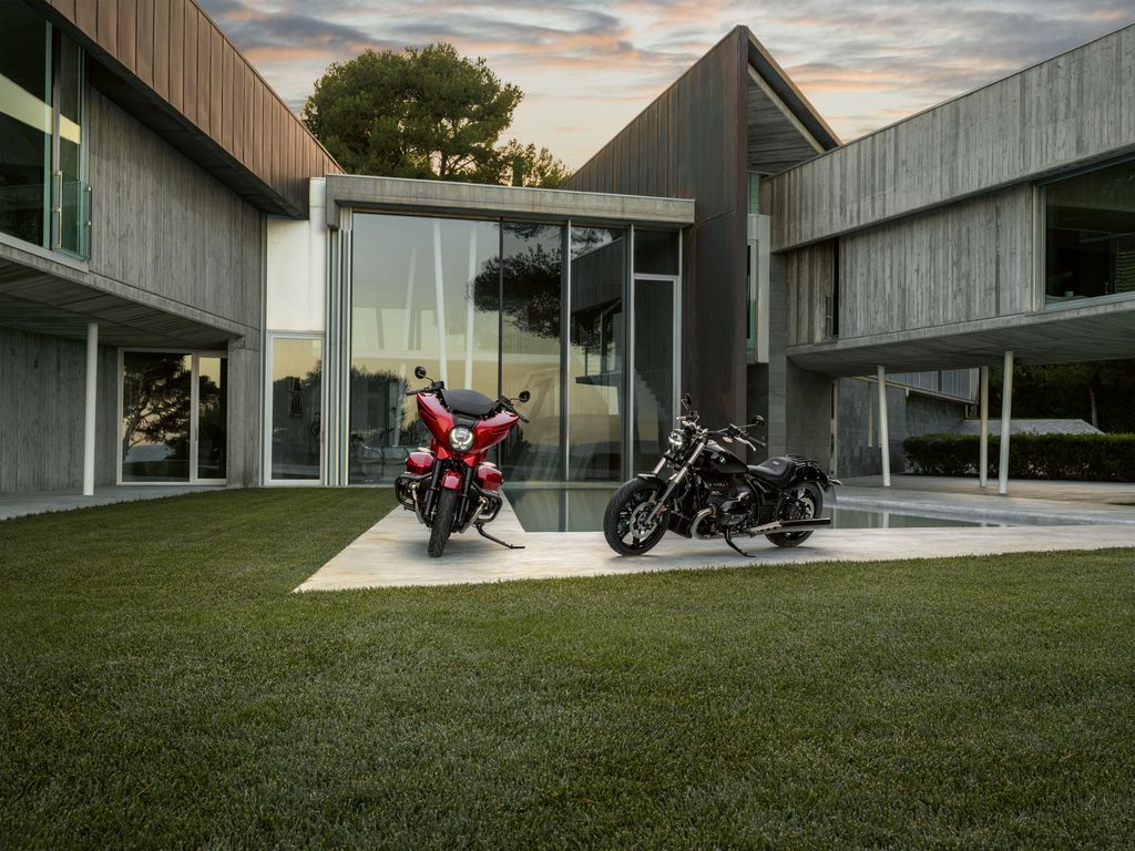 1740128537-yeni-bmw-r-18-ailesi-modelleri-3-