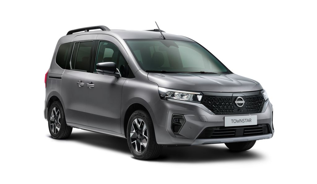 1745224084-885052a-f275-22tdieulhd-twr-ev-combil1-001