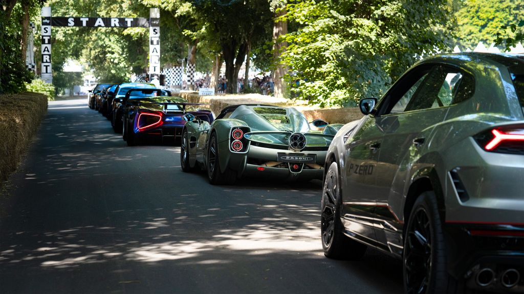 1752651569-pirelli-10-000hp-for-p-zero-at-goodwood-festival-of-speed-startline
