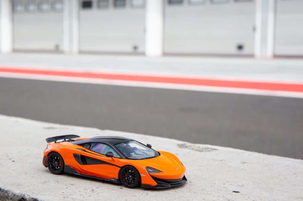 Very Affordable McLaren 600LT Announced, Comes in a Box