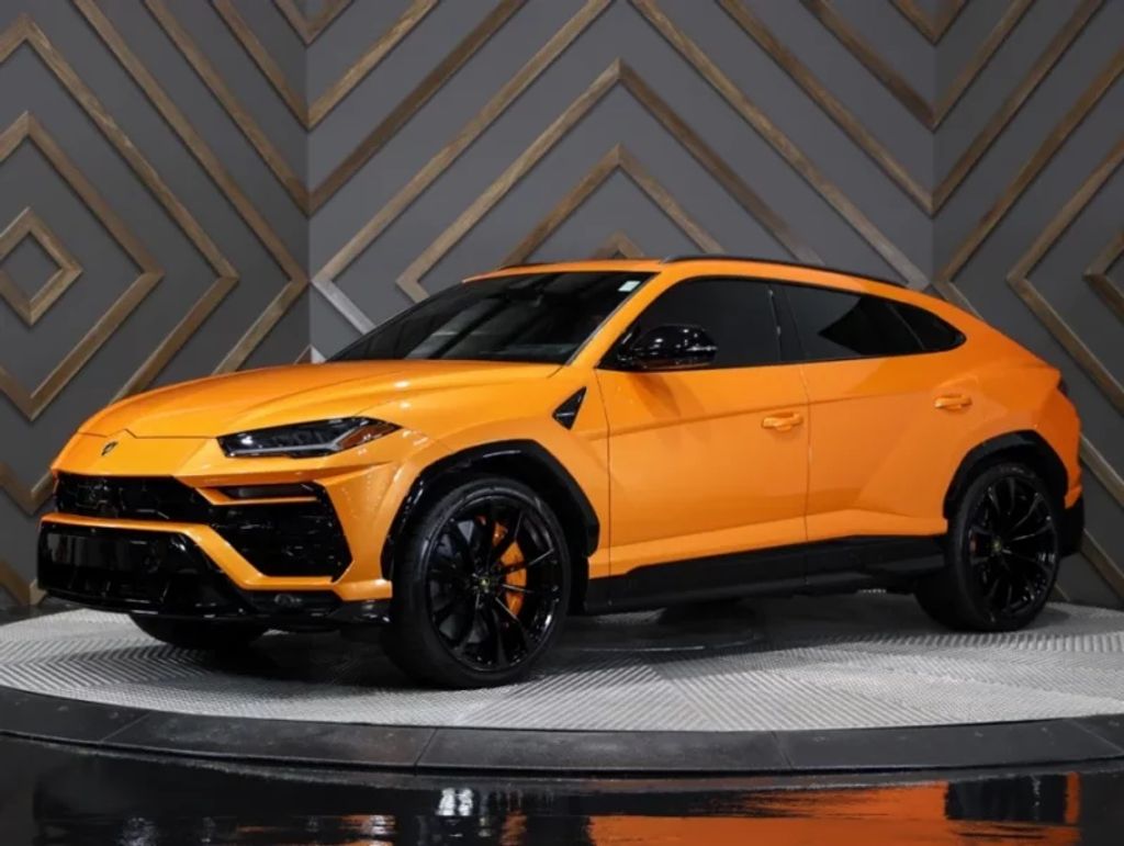 Discover Sarchione Auto Gallery’s Luxury Cars For Sale 10 Inventory