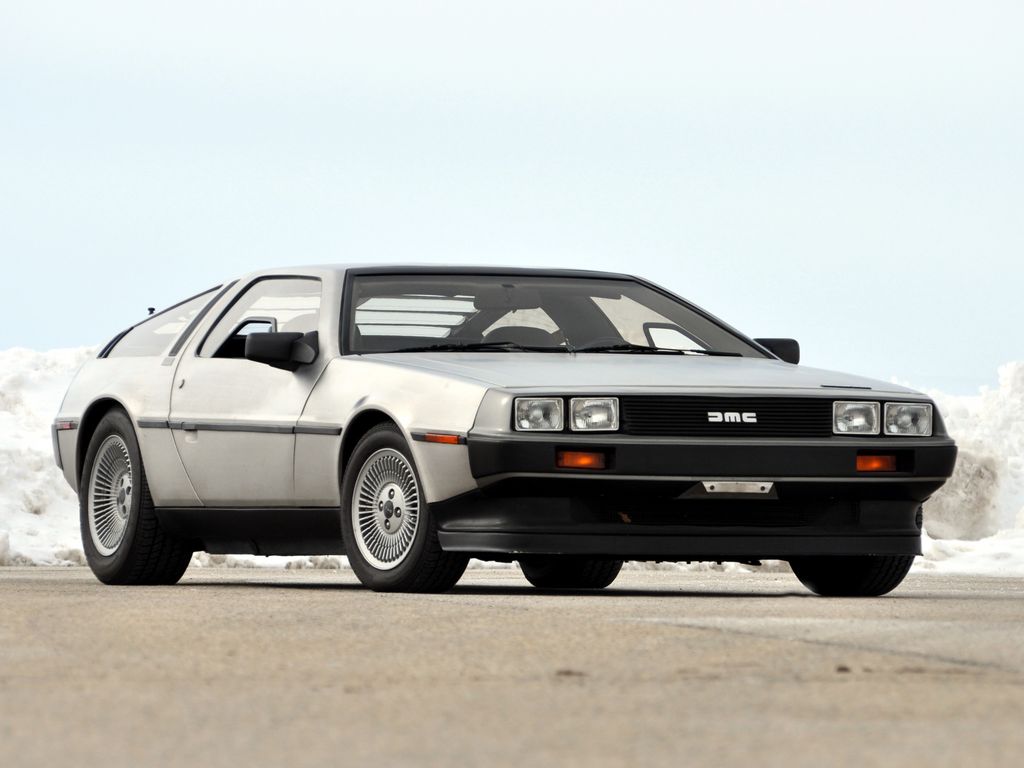 delorean-dmc-12-39