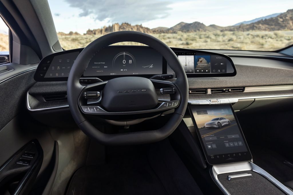 Lucid Air Recibe una Interfaz Digital Revolucionaria Inspirada en el Gravity: Actualización con Posible Costo Adicional