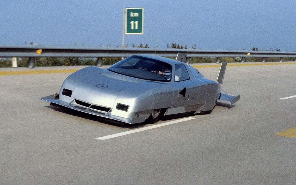 mercedes-benz-c111-iv