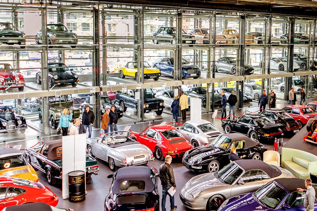 motorworld-koeln-portfolio-glasbox2