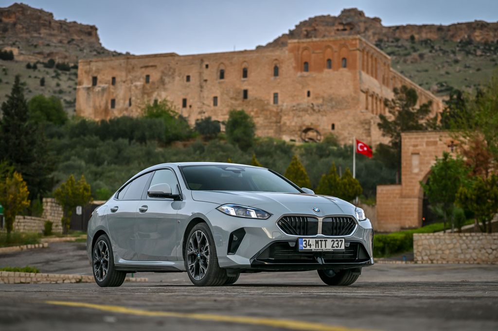 yeni-bmw-2-serisi-gran-coupe