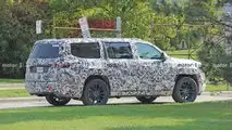 Jeep Wagoneer Spy Photo Side