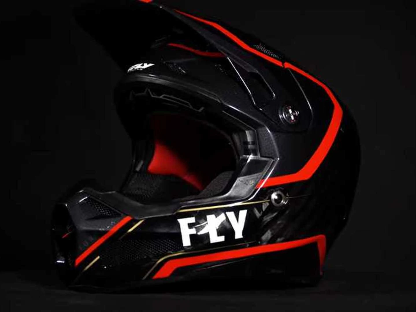 2021 dirt bike helmets JUST1 J22 3K Carbon Fiber Off-Road MX / DOT & ECE Certified – Just1 Racing having 5 scientific grade sensors that auto detect a crash event YEMA Adults Dirt Bike Helmets,