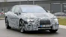 Mercedes EQS, le nuove foto spia con poche camuffature