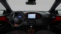 Toyota Aygo X interni