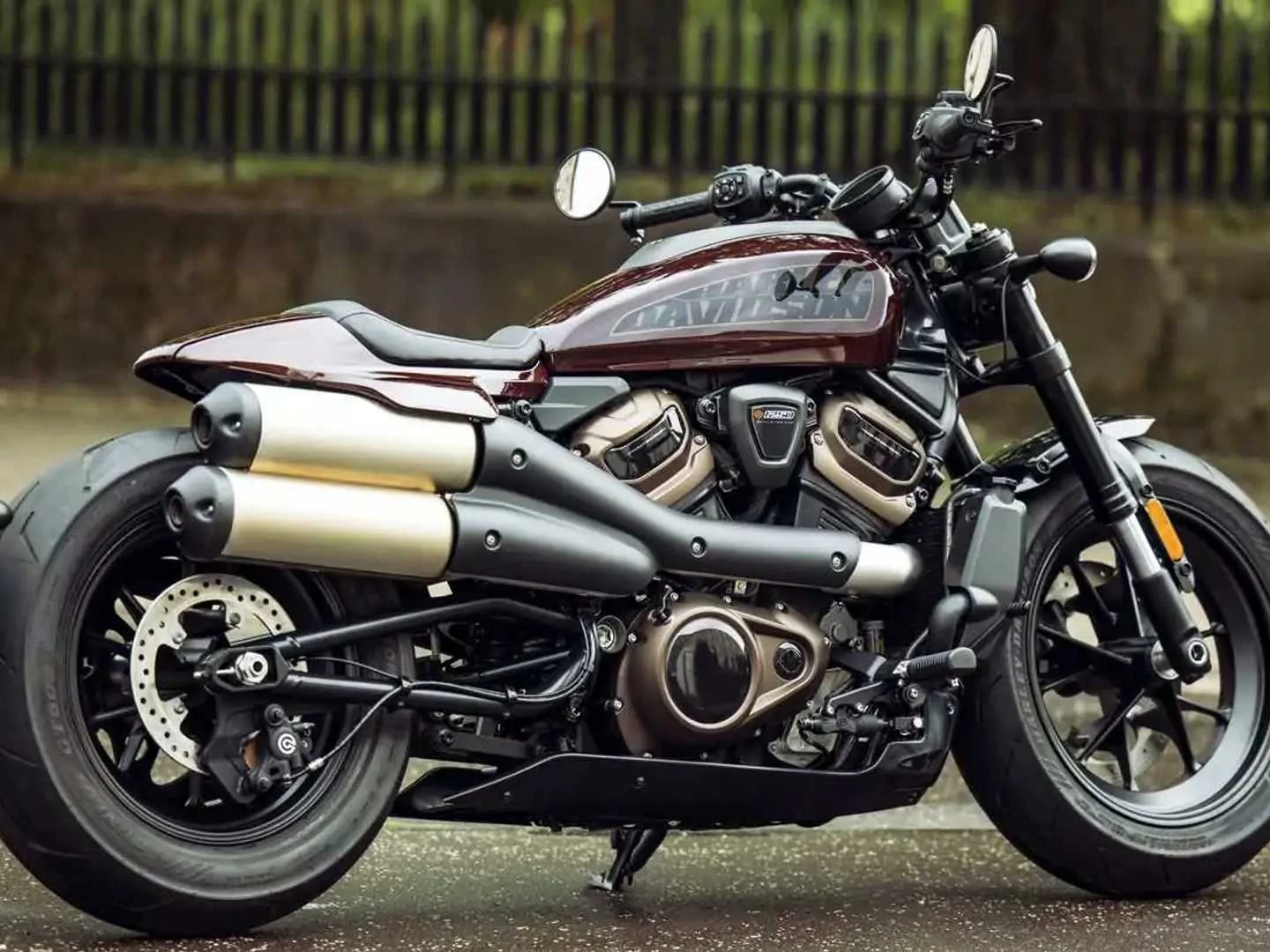 Dunlop Develops New GT503 For 2021 Harley-Davidson Sportster S