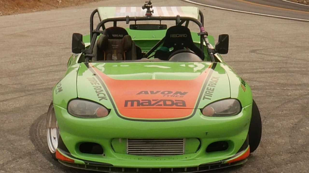 Il tuning estremo sulla Mazda MX-5 del 2000