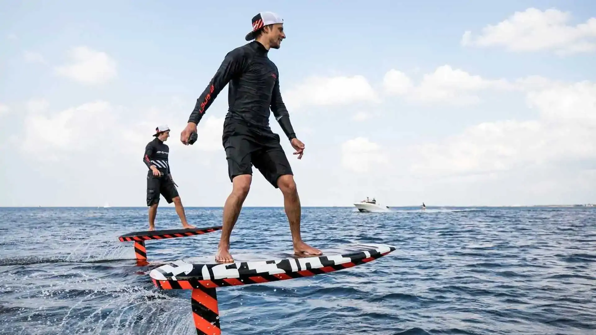 Audi E Foil atelieryuwa.ciao.jp