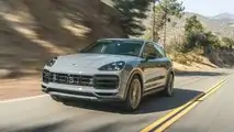 Quartier extérieur avant du Porsche Cayenne Turbo GT 2022