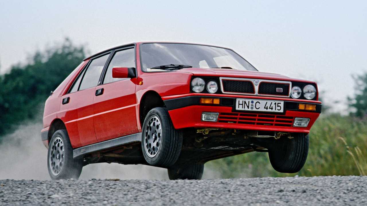 Lancia Delta HF Integrale 8V