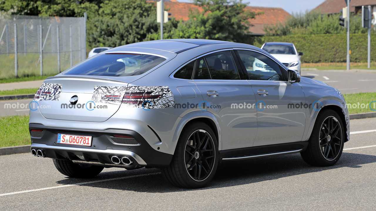 Mercedes GLE Coupé restyling, le prime foto spia