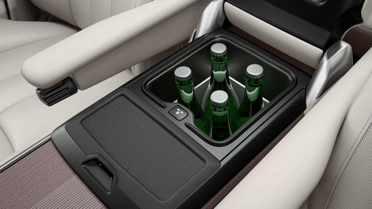 Range Rover пятого поколения, холодильник