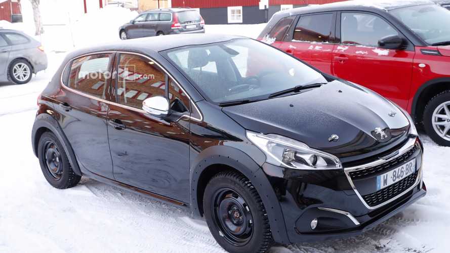 2018 Peugeot 208 spy photo