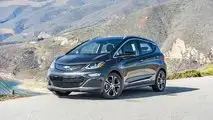 3. Chevrolet Bolt EV: 385 km