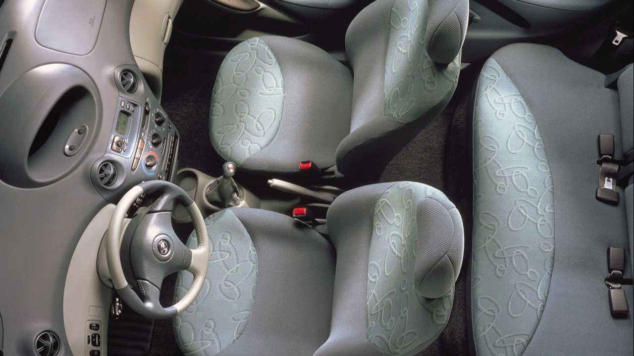 Toyota Yaris, le foto storiche