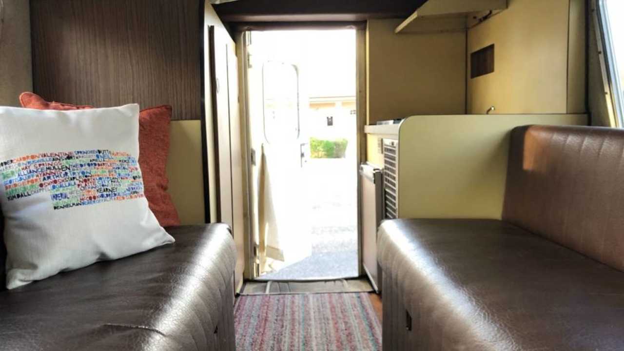 1976 Chevy Blazer Chalet bed camper
