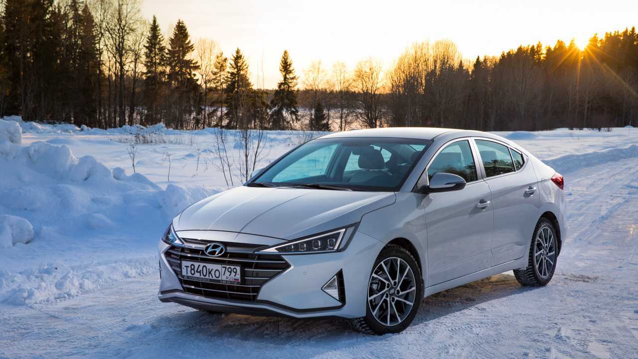 Hyundai Elantra 2019 года
