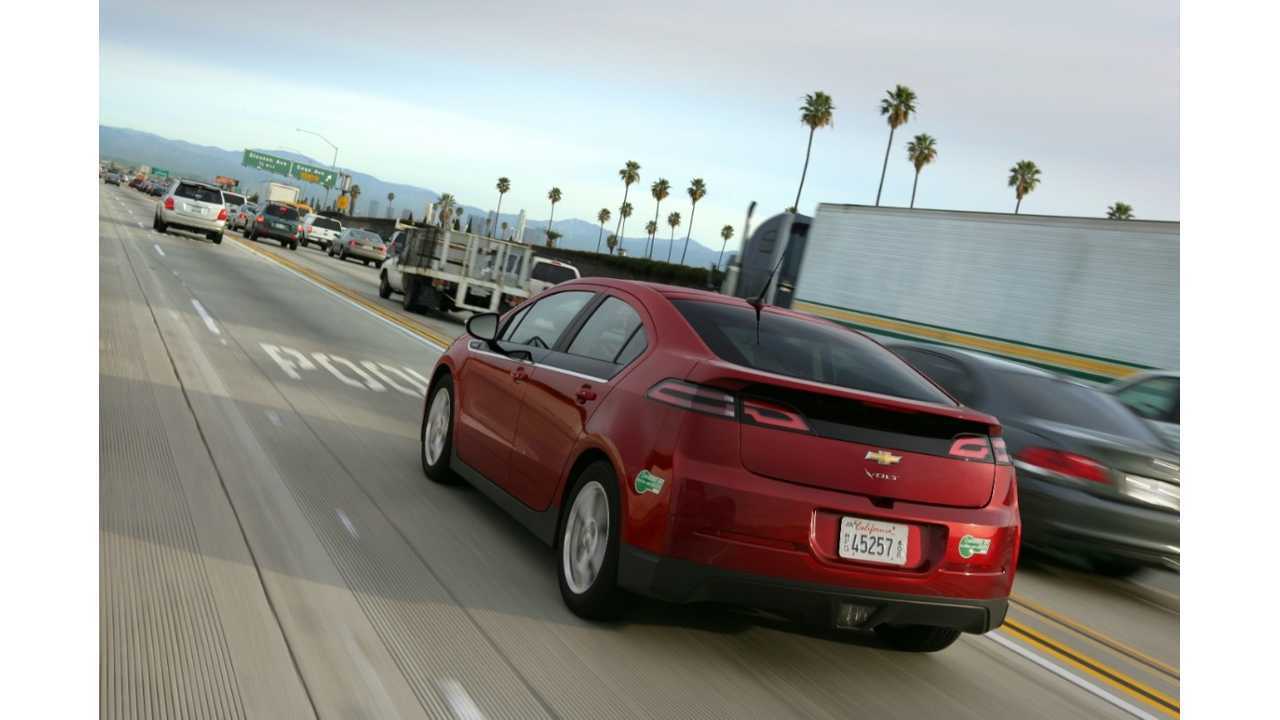 Chevy Volt Leads the Plug-In Charge Past 11,000