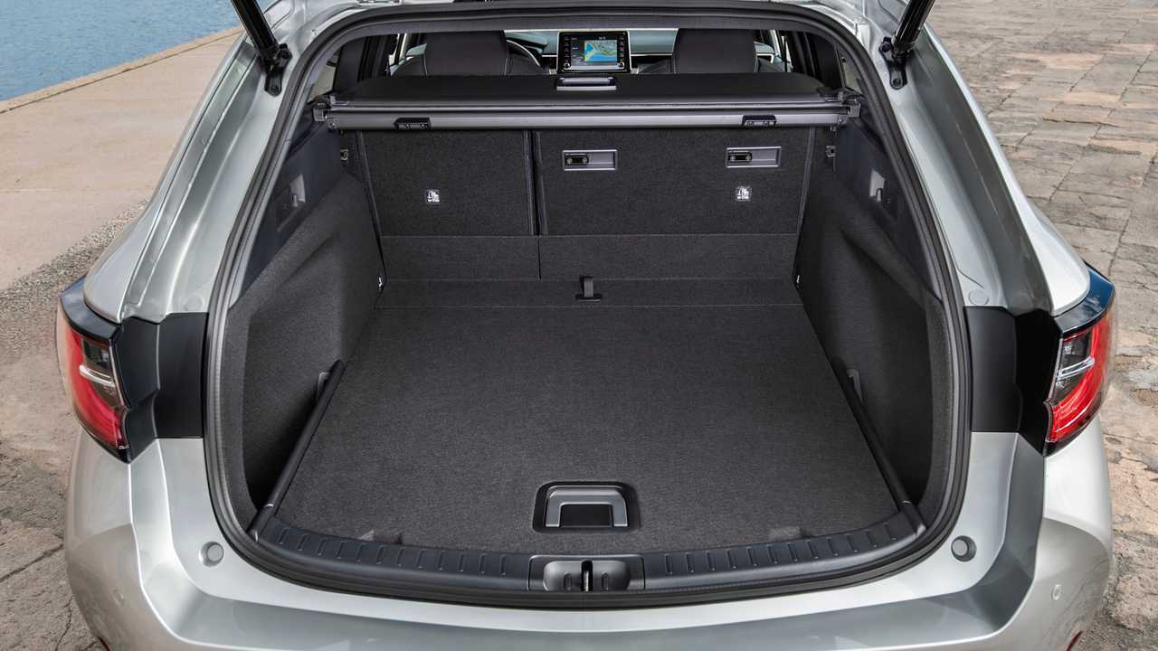 Nuova Toyota Corolla Touring Sports Hybrid