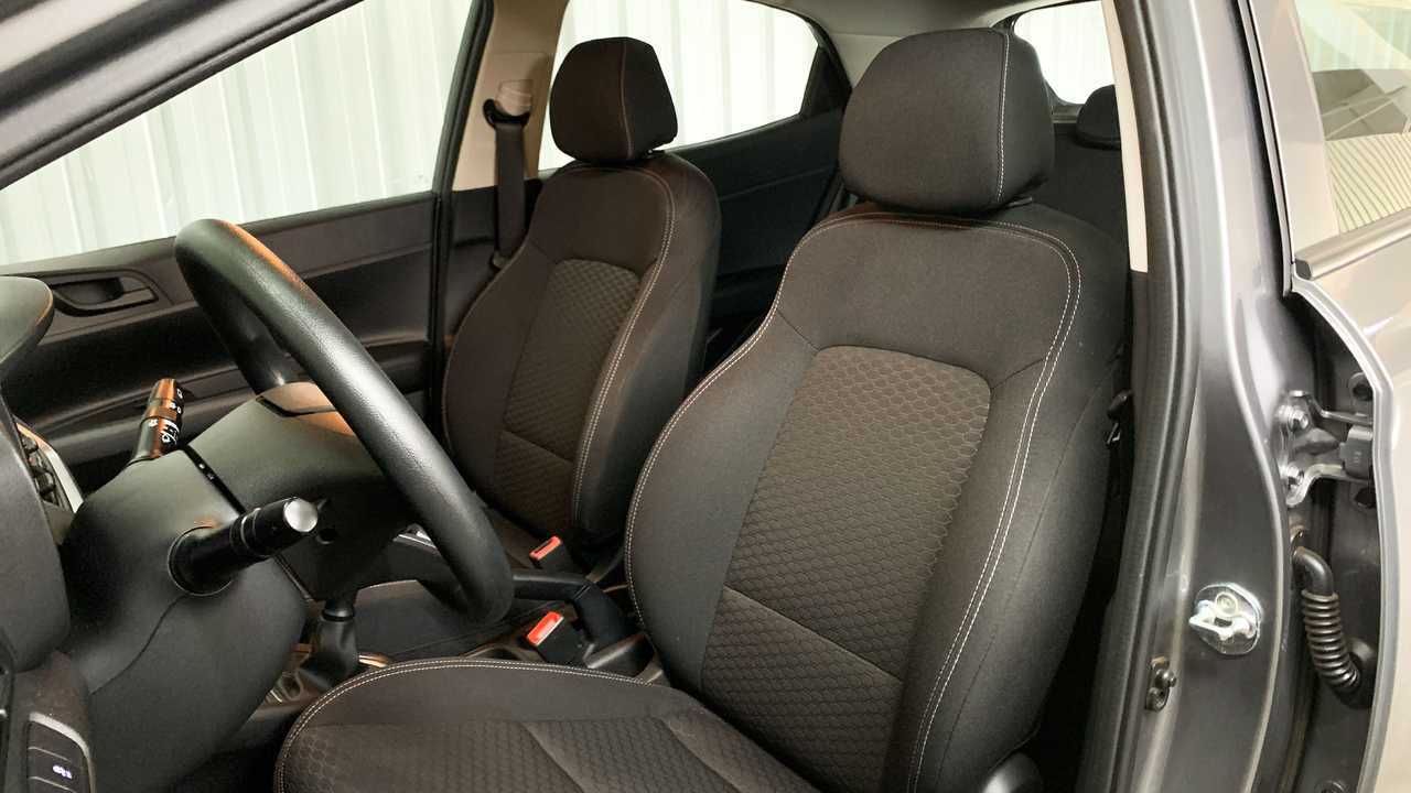 Comparativo: Fiat Argo 1.0 vs. Hyundai HB20 Sense