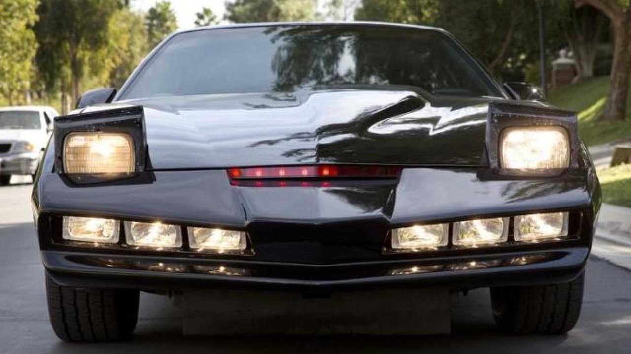 David Hasselhoff'a Ait Replika KITT Aracı