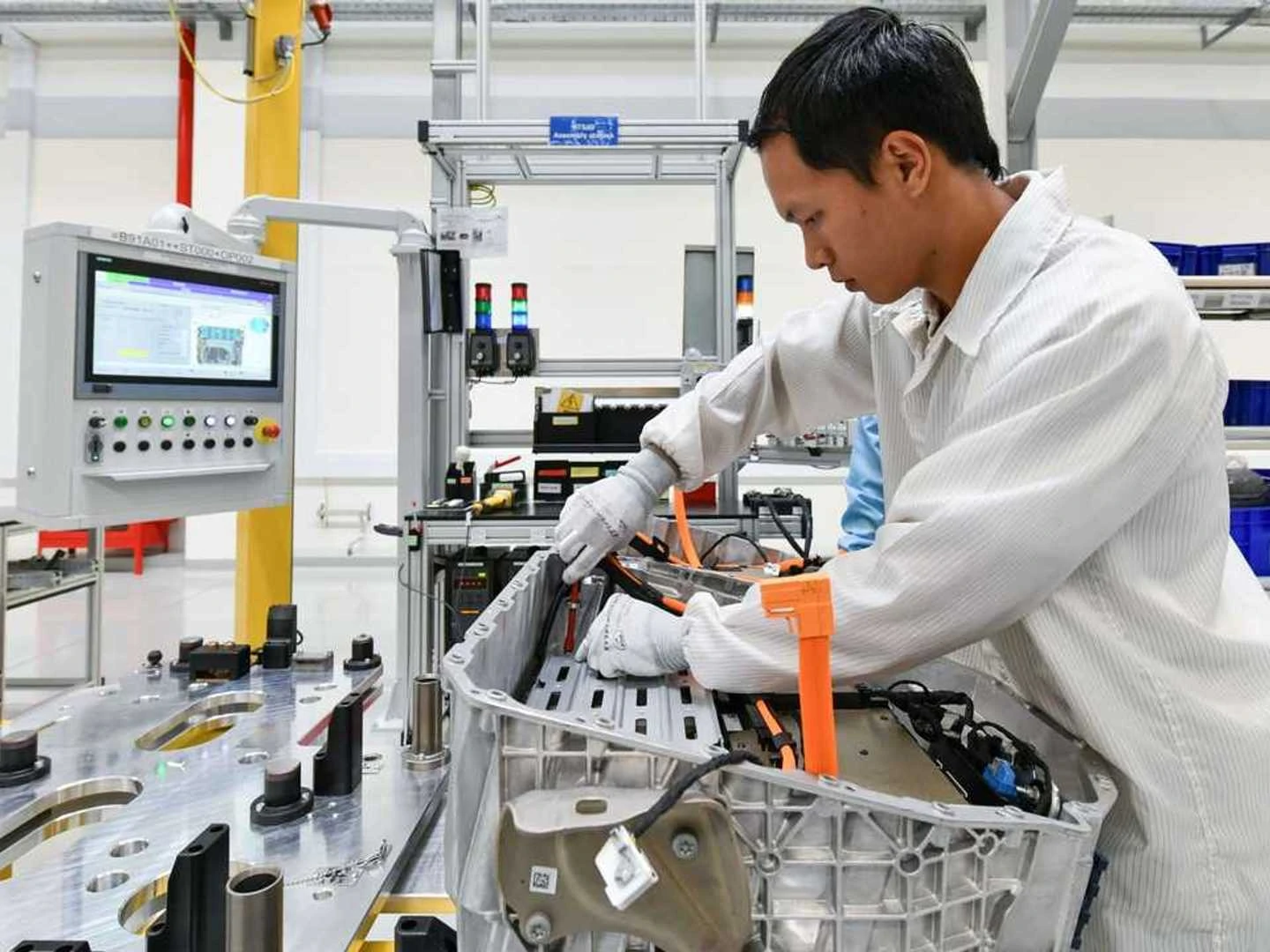 BMW Launches Battery Module/Pack Production In Thailand