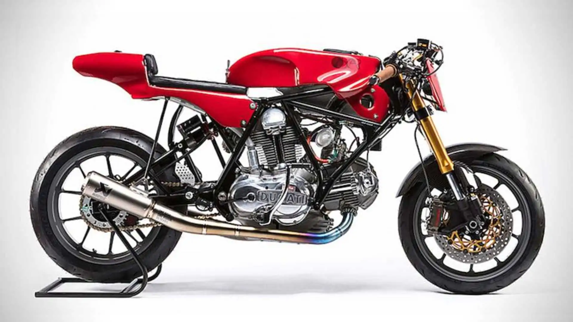Bike of the Week: Alpinestars' Ducati 750 Anniversary Build