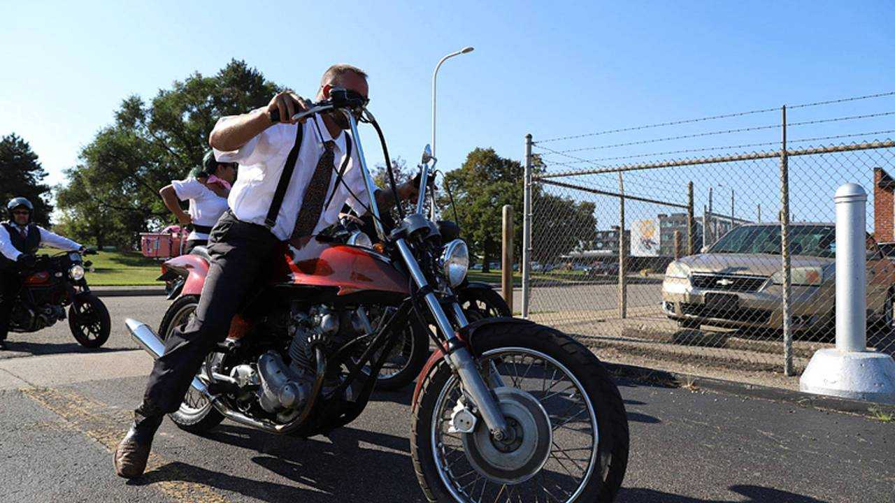 Detroit Gets Dapper-The 2017 Distinguished Gentleman's Ride