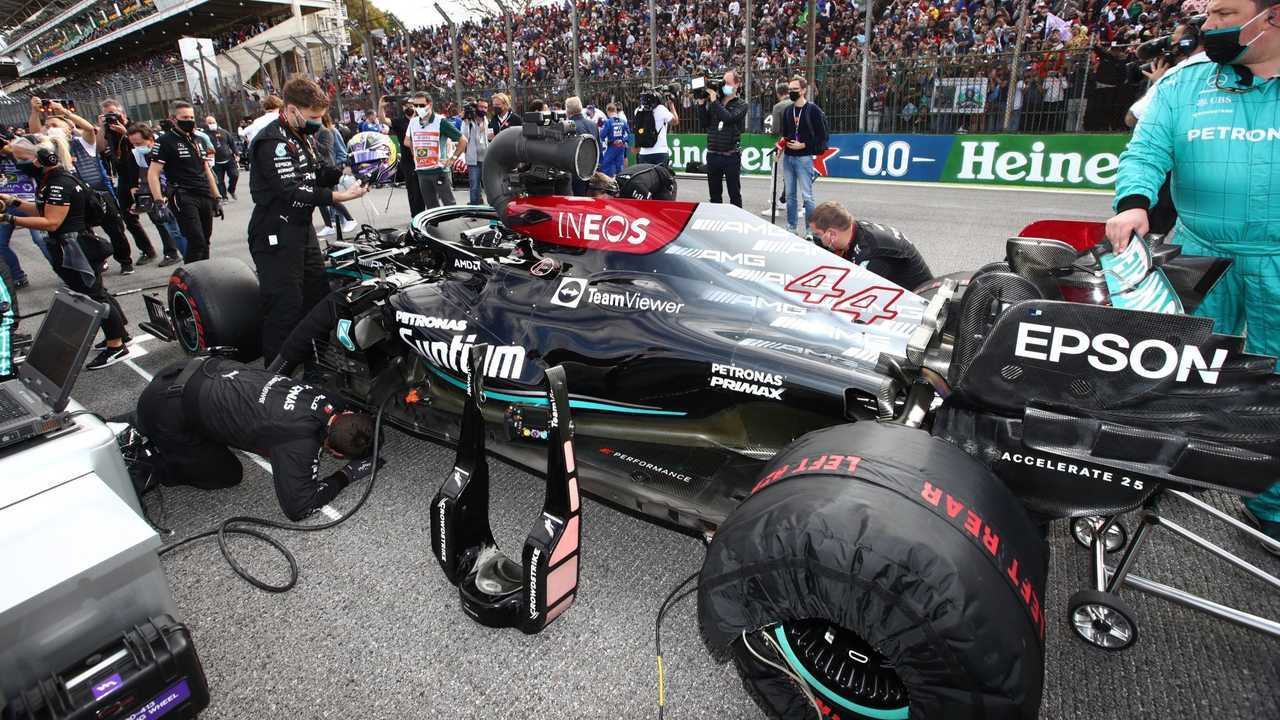 Lewis Hamilton, Mercedes W12