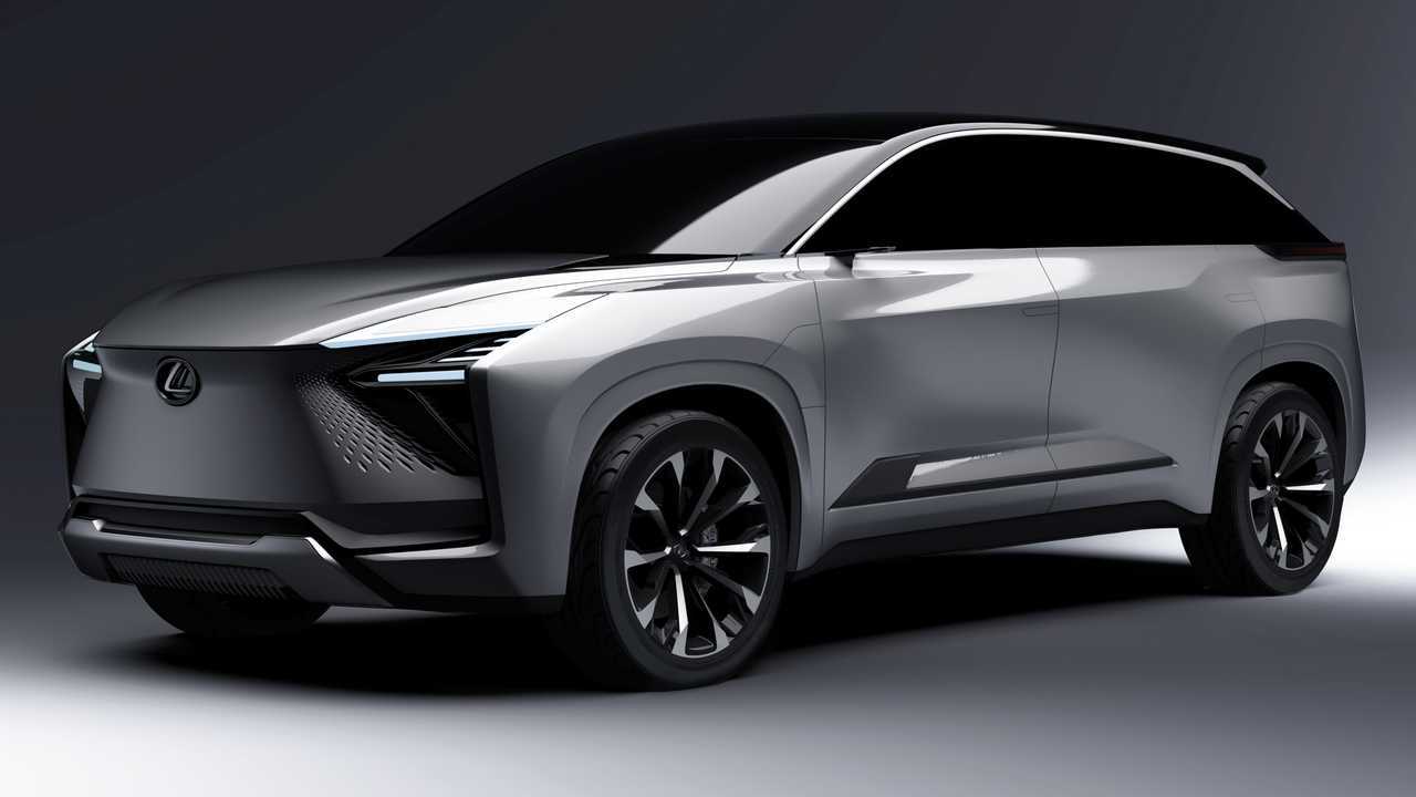 SUV elettrificato Lexus