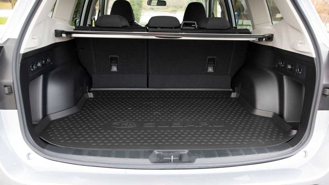 Prueba Subaru Forester 2.0i HYBRID CVT Executive
