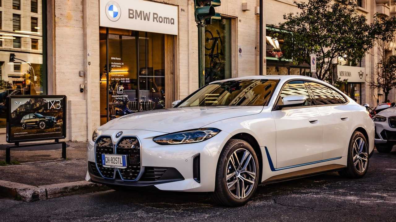 BMW i4