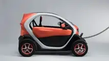 Renault Twizy: Dei 6-kWh-Batterie wurde mit normalem Haushaltsstrom aufgeladen