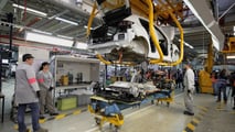L'assemblaggio della Peugeot e-208 a Saragozza
