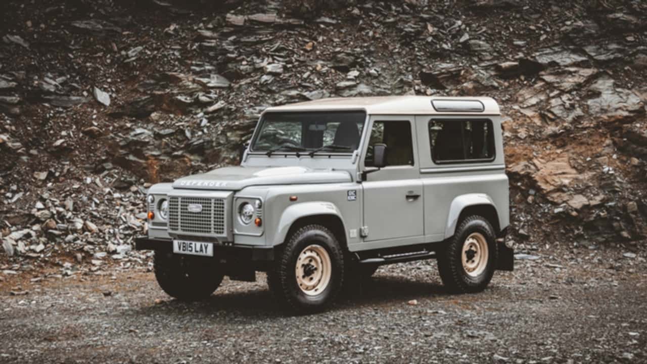 LAND ROVER CLASSIC DEFENDER WORK