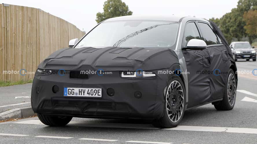 Hyundai Ioniq 5, iniziano i preparativi per il restyling. Foto