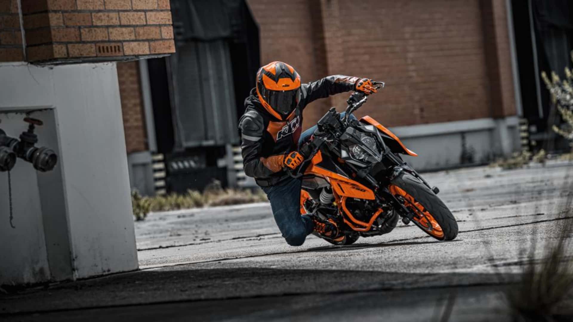2024 KTM 390 Duke Launched With New Look Improved Performance