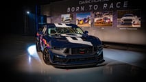 Foto - Ford Mustang Dark Horse R