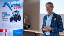 Foto - Landini; il cambio RoboShift lo si scopre al Robotour