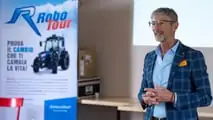 Foto - Landini; il cambio RoboShift lo si scopre al Robotour